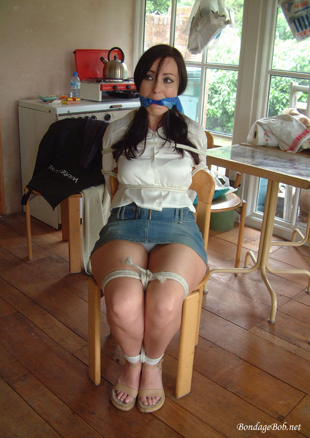 Tied Sexy Beauties 77-1