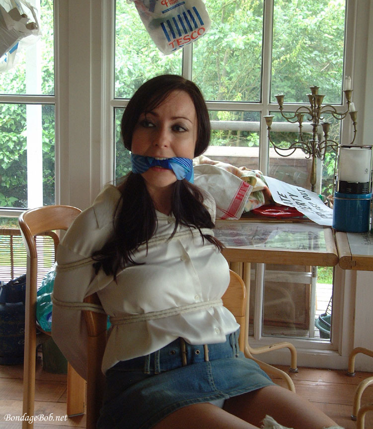 Tied Sexy Beauties 77-2