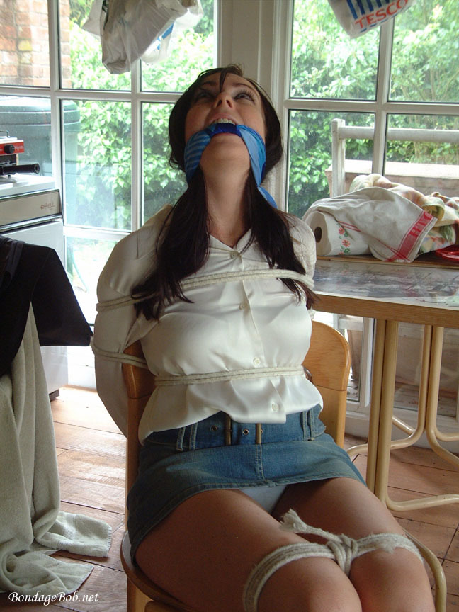 Tied Sexy Beauties 77-2