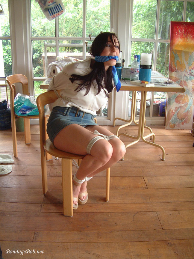 Tied Sexy Beauties 77-2