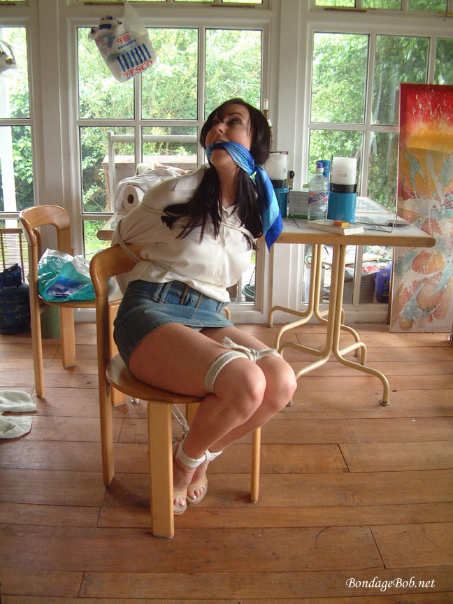 Tied Sexy Beauties 77-2