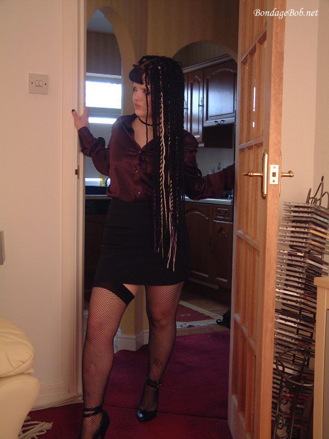 Tied Sexy Beauties 80-1