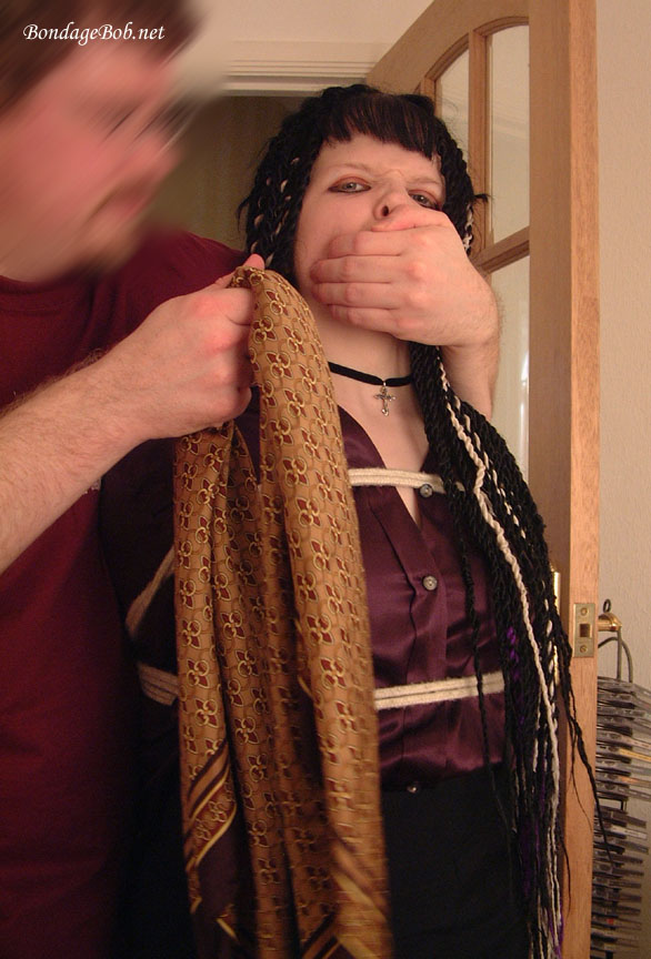 Tied Sexy Beauties 80-1