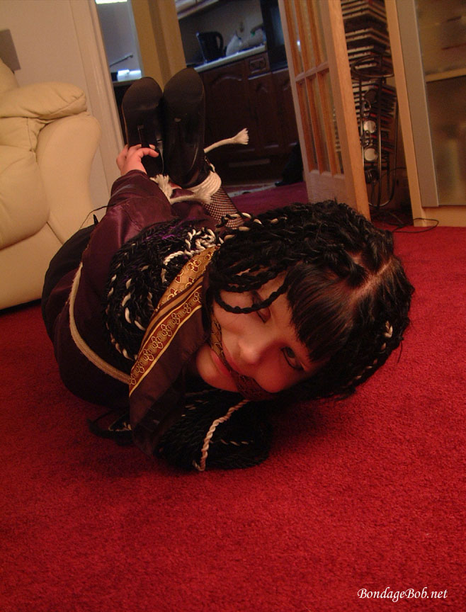 Tied Sexy Beauties 80-2