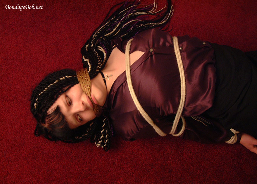 Tied Sexy Beauties 80-2