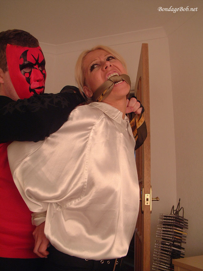 Tied Sexy Beauties 83-1