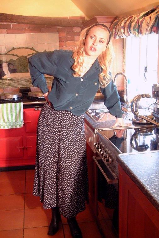 Tied Sexy Beauties 89-1