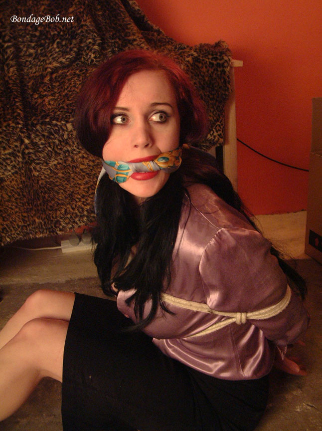 Tied Sexy Beauties 92-2