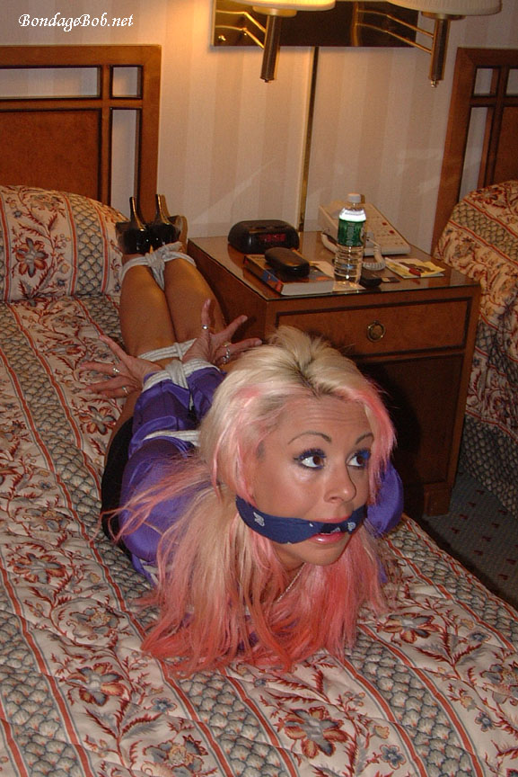 Tied Sexy Beauties 99