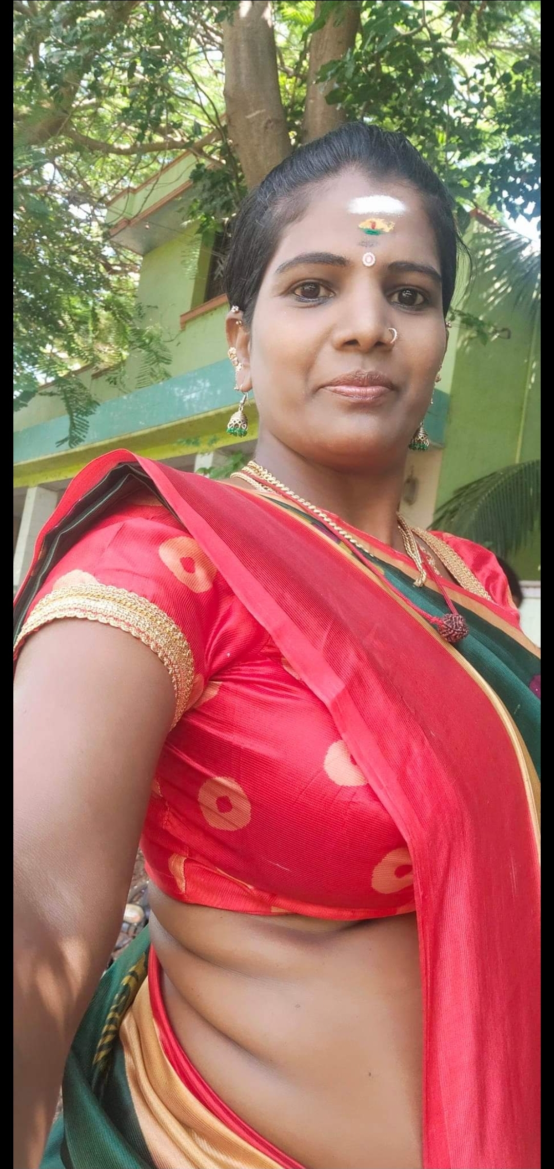 tamil bhabhi big boobs