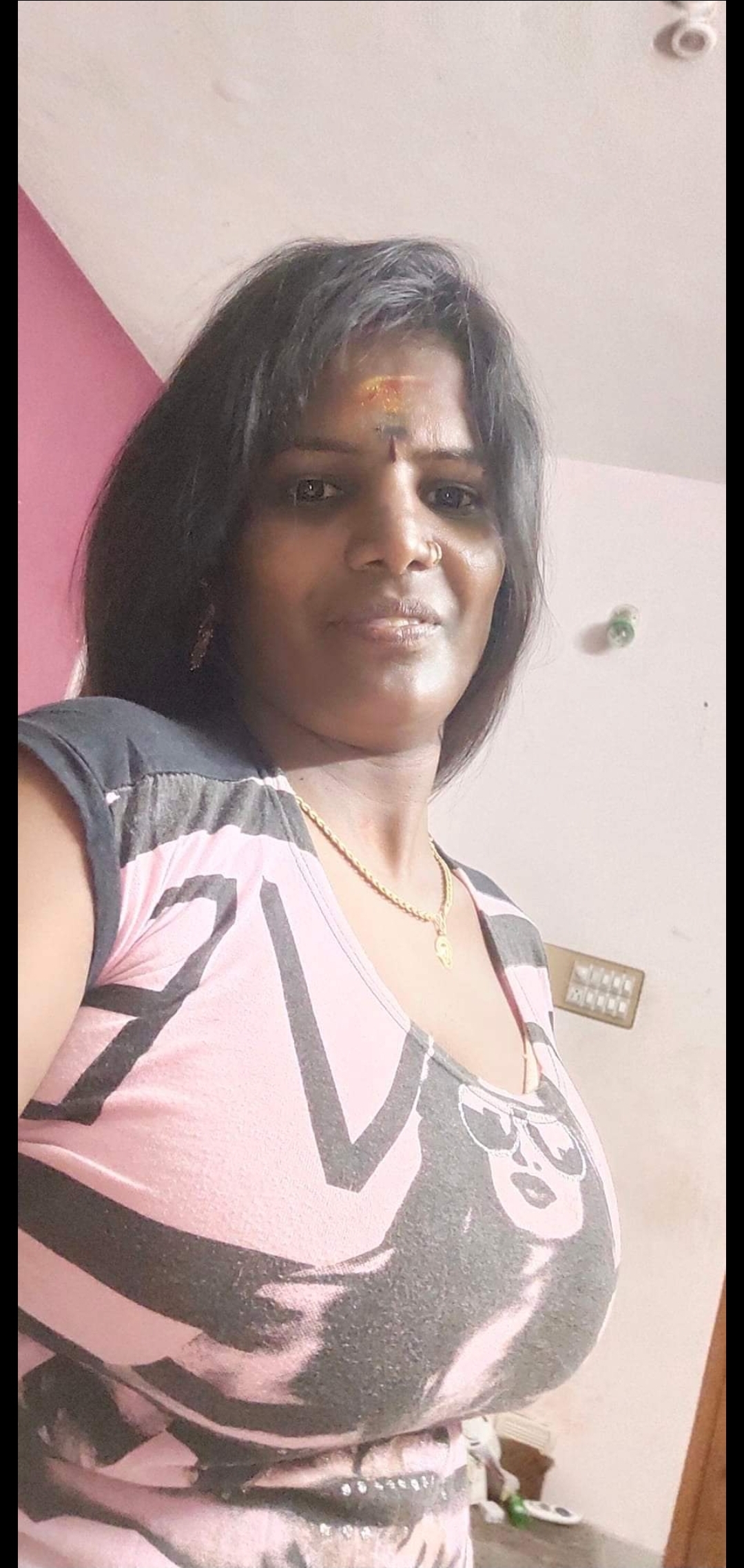 tamil bhabhi big boobs