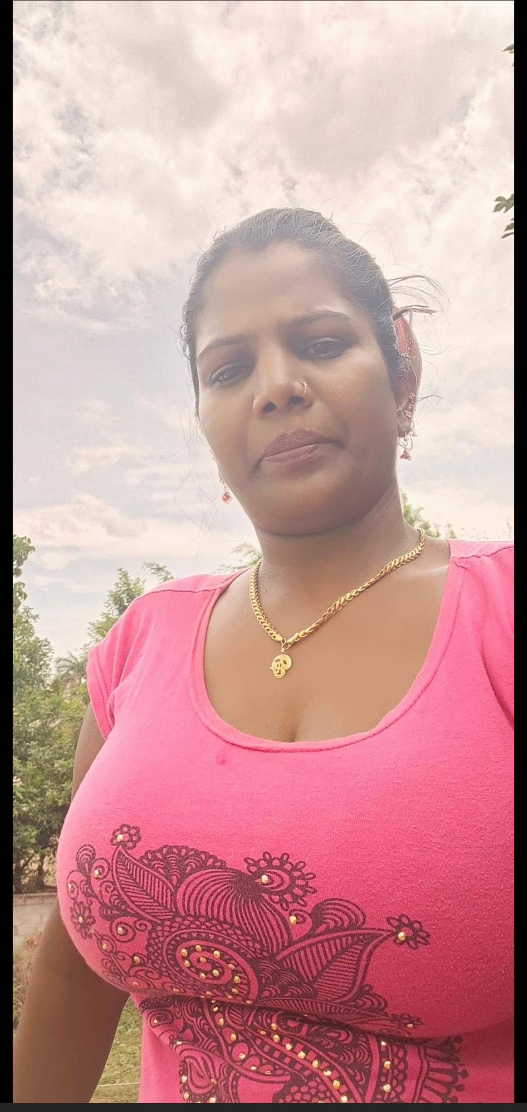 tamil bhabhi big boobs