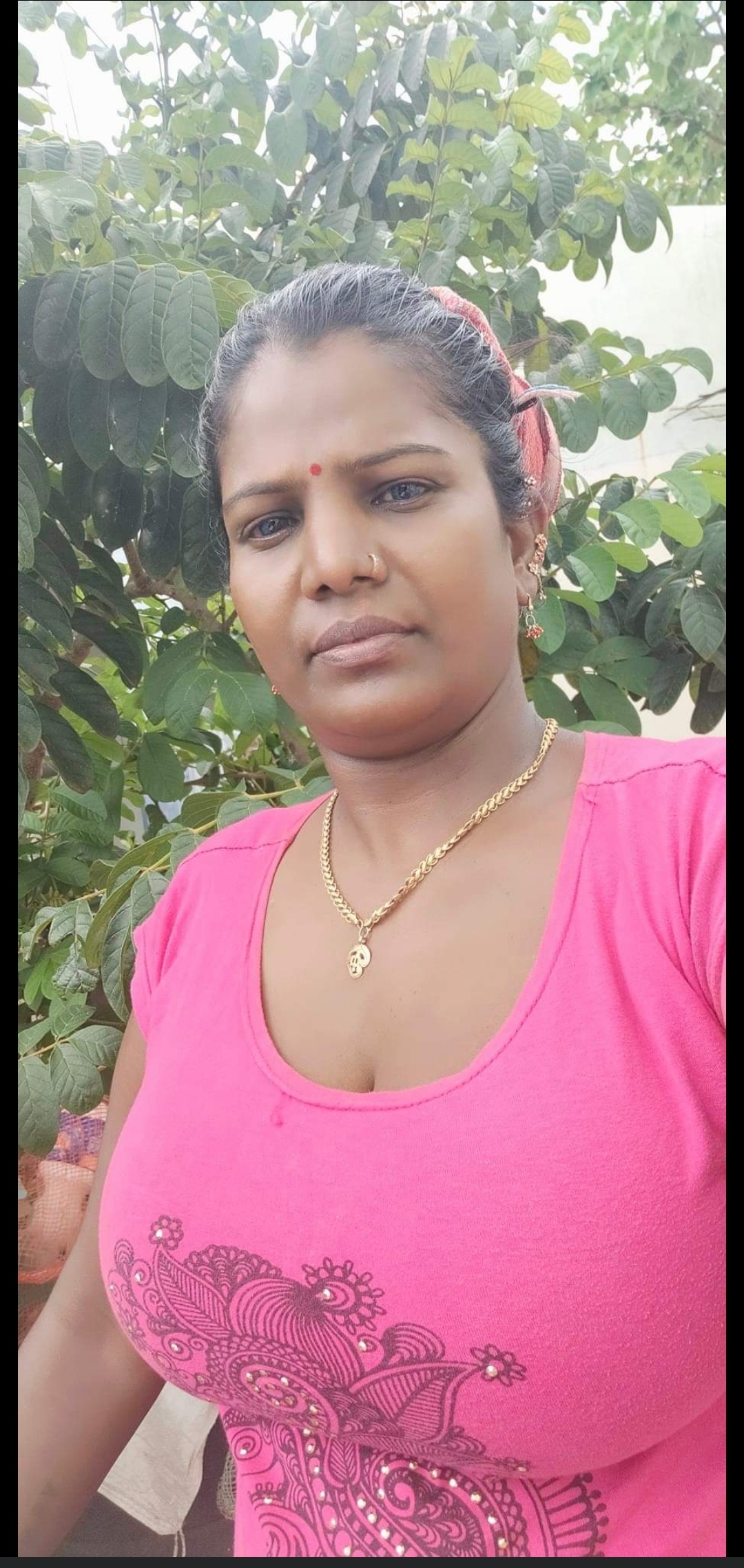 tamil bhabhi big boobs