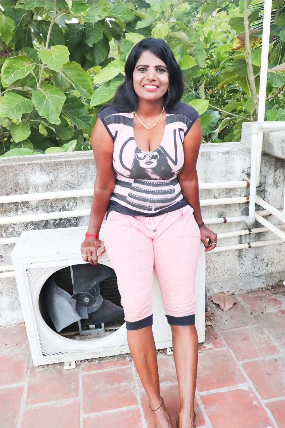 tamil bhabhi big boobs