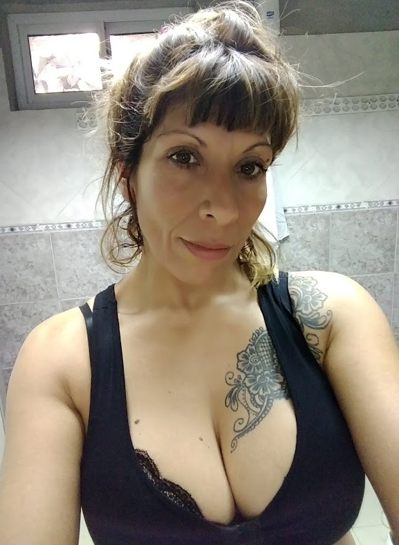 putita de zona norte Caro