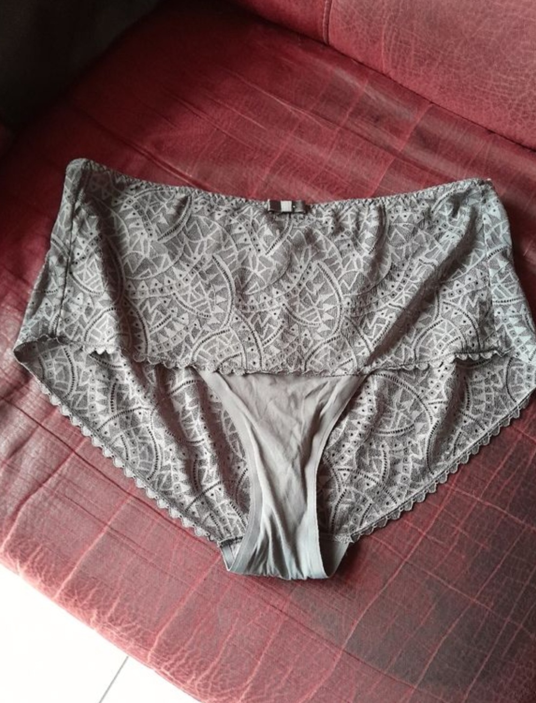 toutes ses putes on mis ses culottes