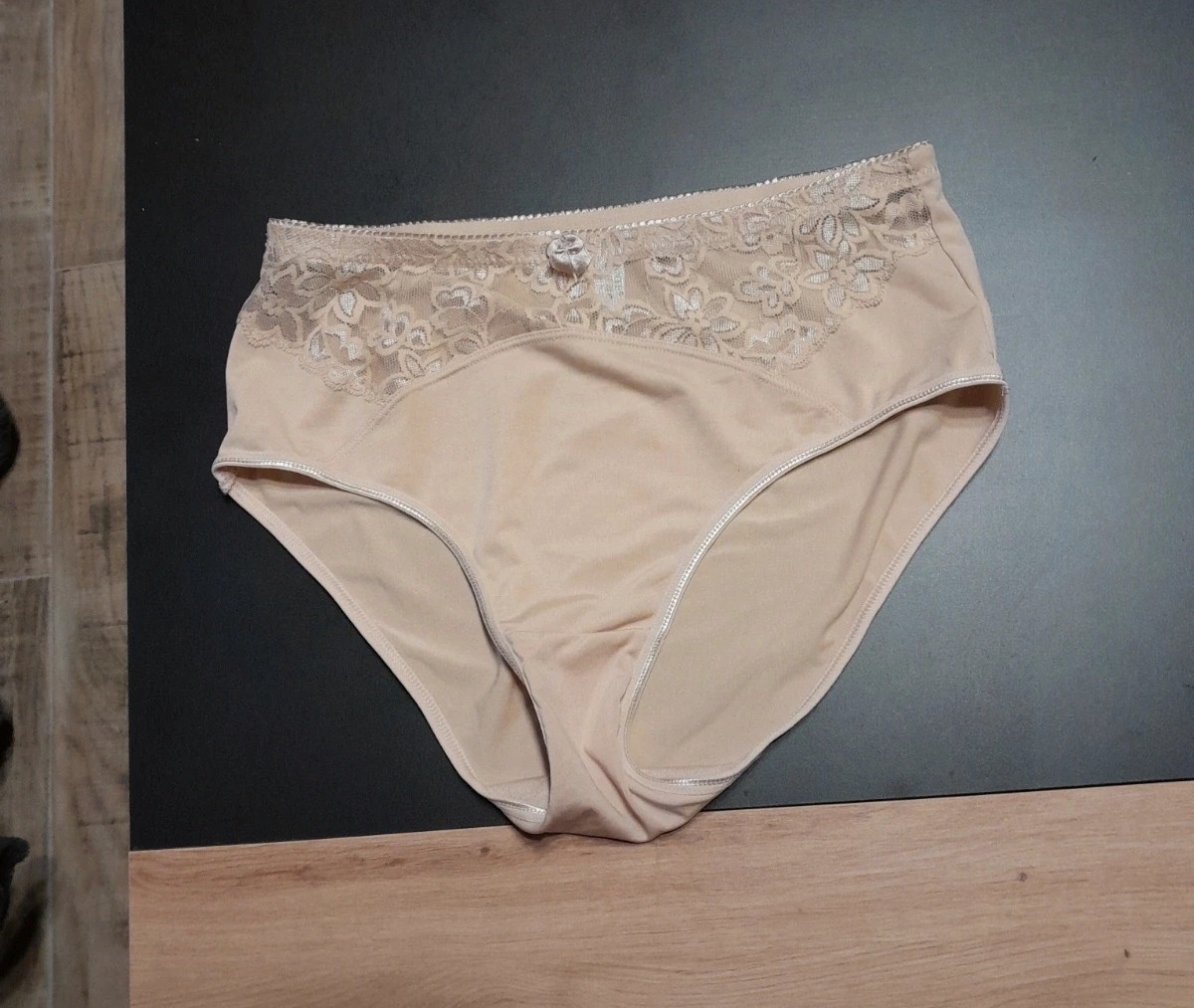 toutes ses putes on mis ses culottes