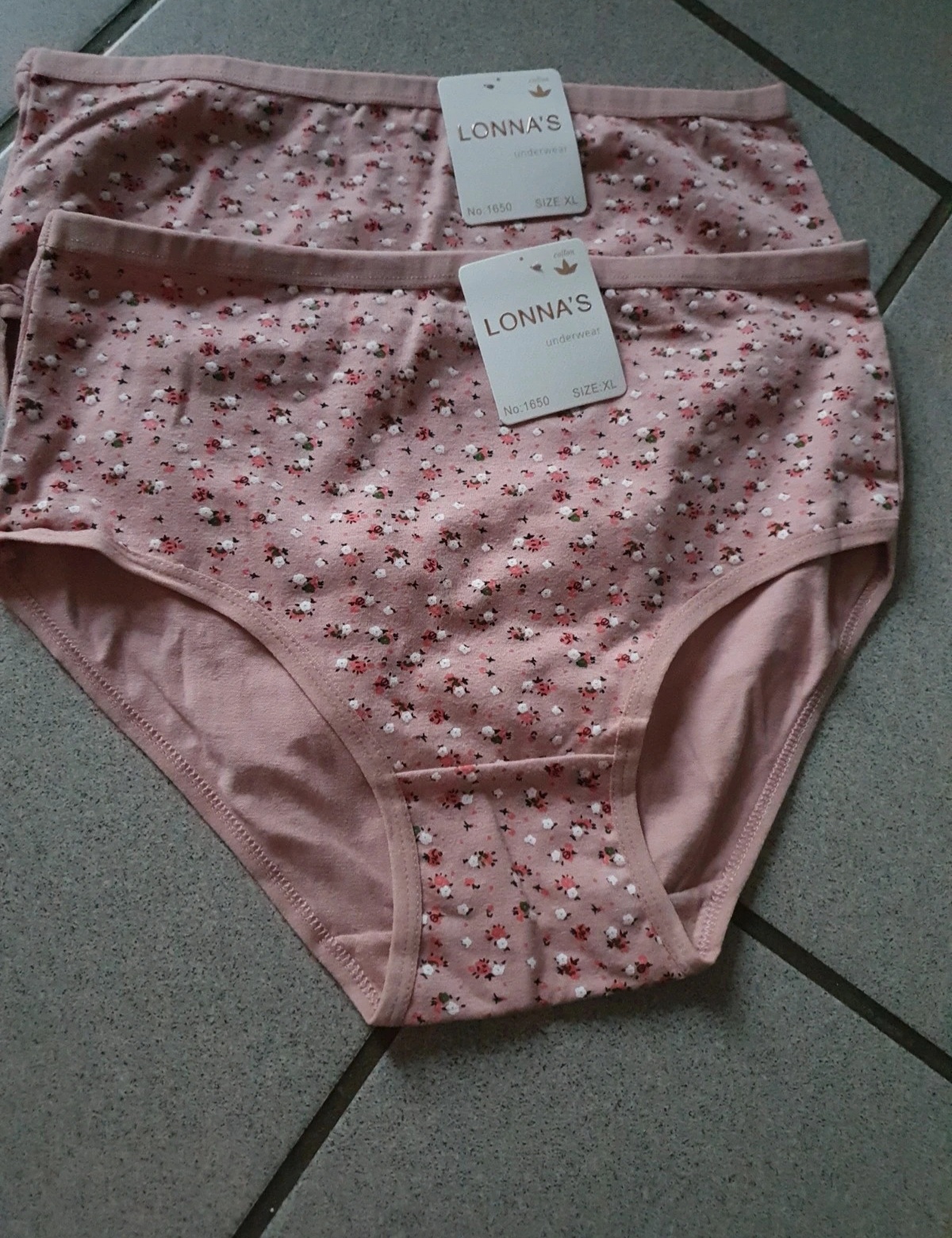 toutes ses putes on mis ses culottes