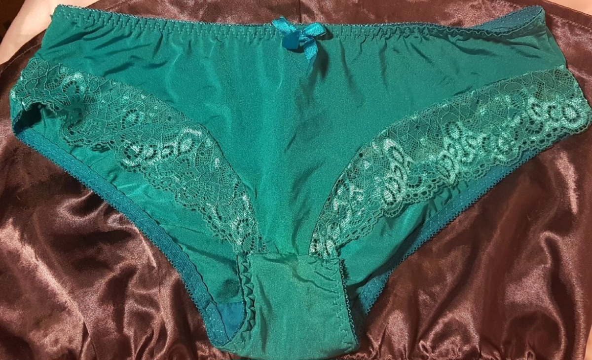 toutes ses putes on mis ses culottes