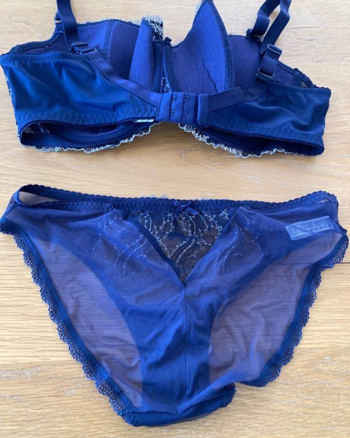 toutes ses putes on mis ses culottes