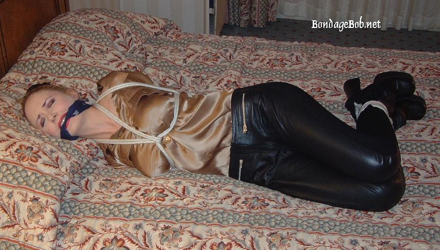 Tied Sexy Beauties 108