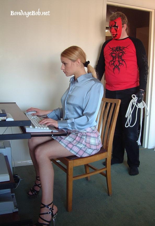 Tied Sexy Beauties 111-1