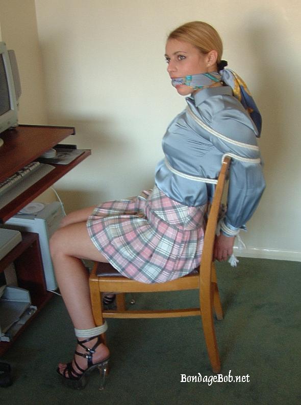 Tied Sexy Beauties 111-2