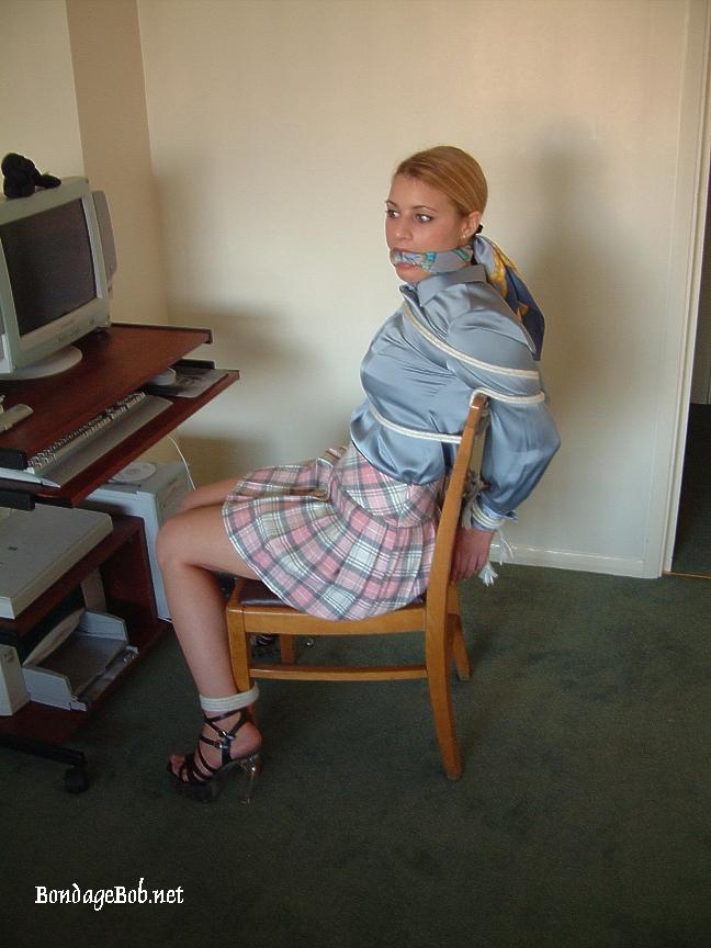 Tied Sexy Beauties 111-2