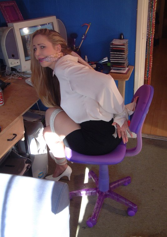 Tied Sexy Beauties 114