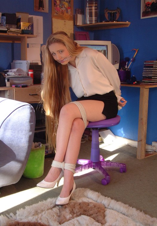 Tied Sexy Beauties 114