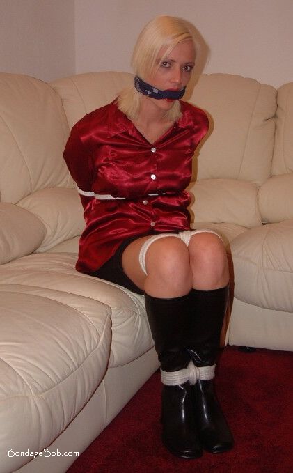 Tied Sexy Beauties 125-1