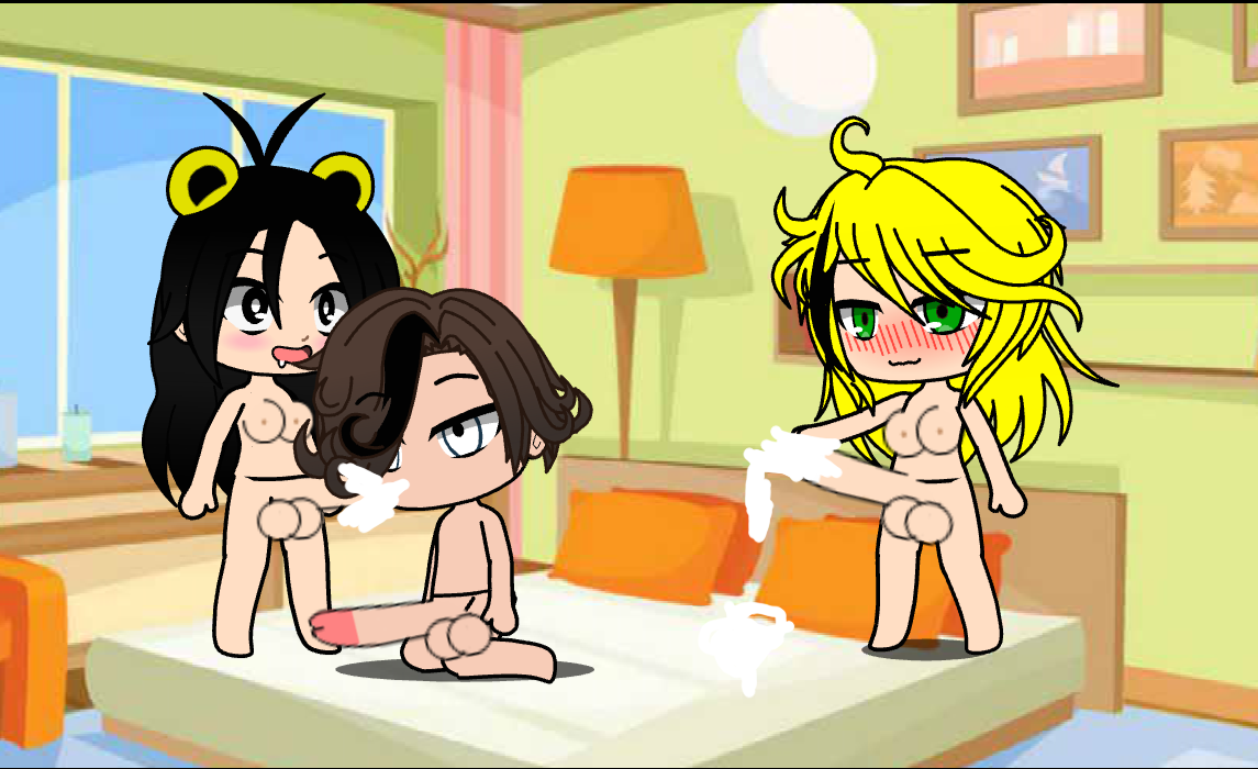 Futa Cassidy makes William Suck her while Vanessa watches