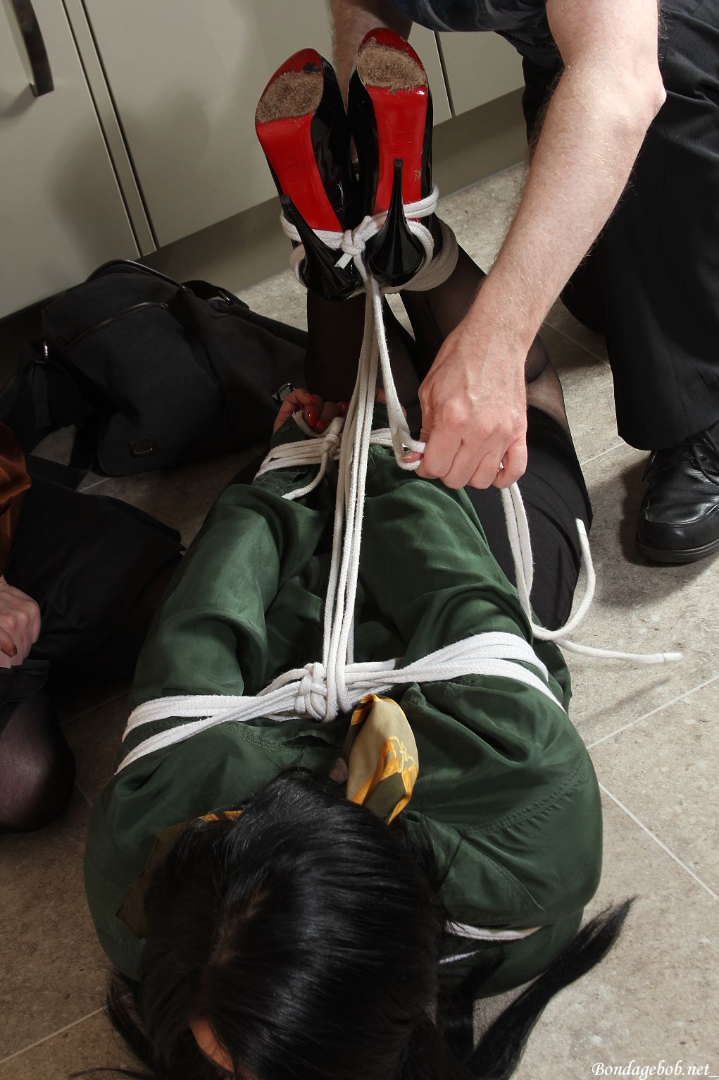 Tied Sexy Beauties 130-2