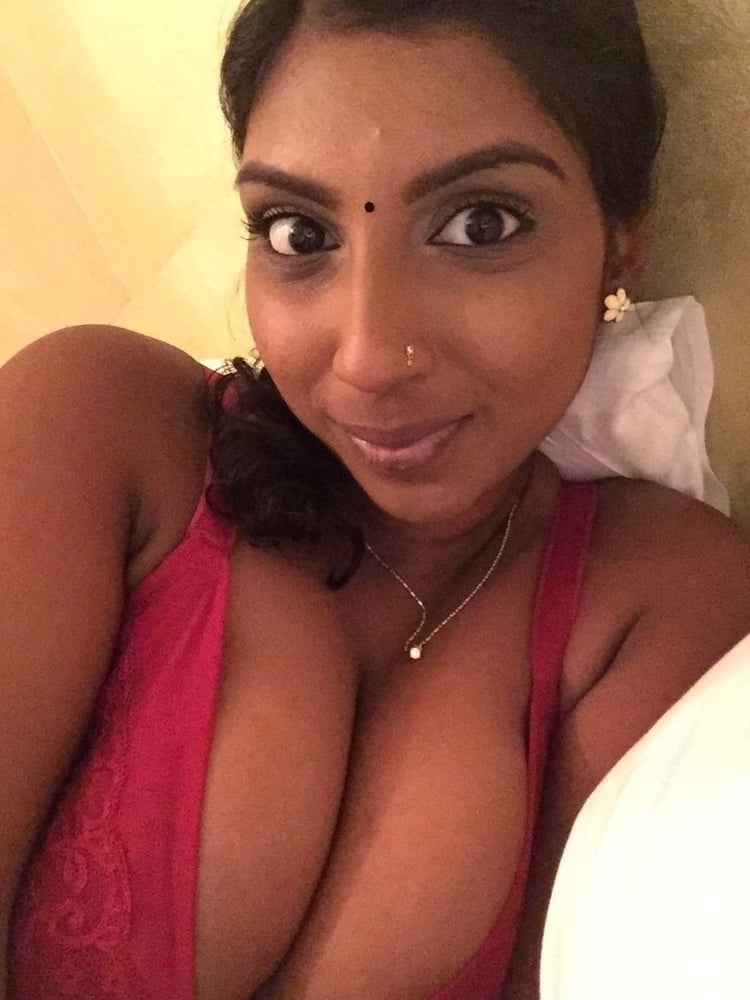 Tamil black bhabhi