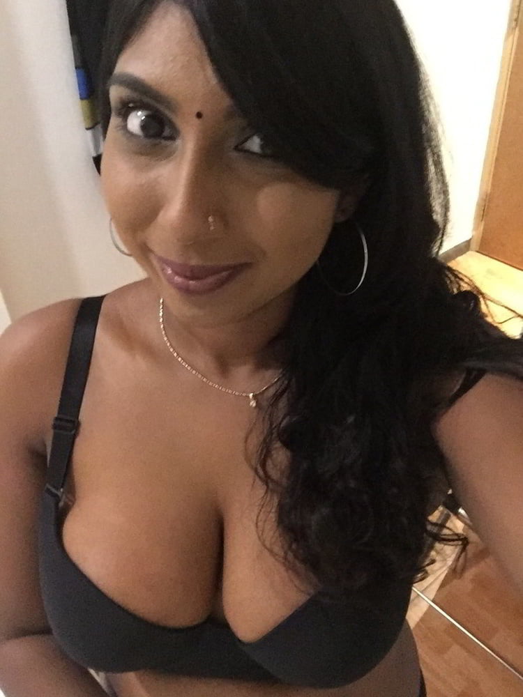Tamil black bhabhi