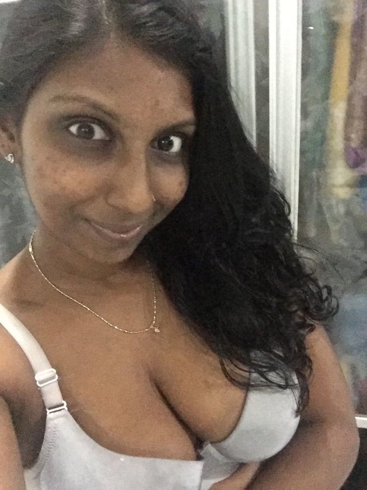 Tamil black bhabhi