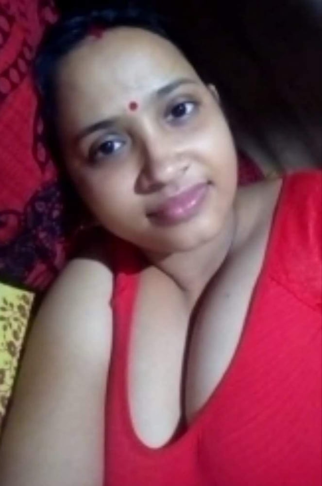 Village bhabhi