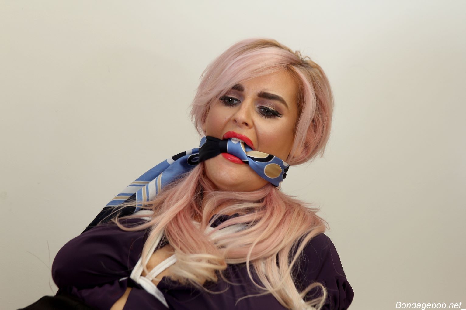 Tied Sexy Beauties 145-2