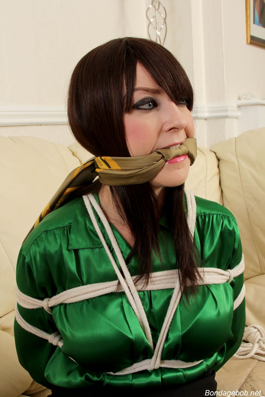 Tied Sexy Beauties 154-2