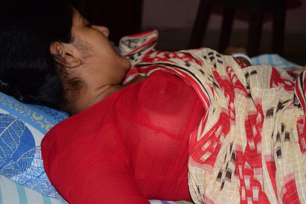 Indian Boudi Big boobs