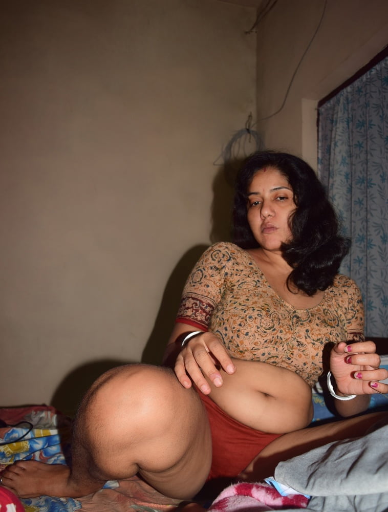 Indian Boudi Big boobs