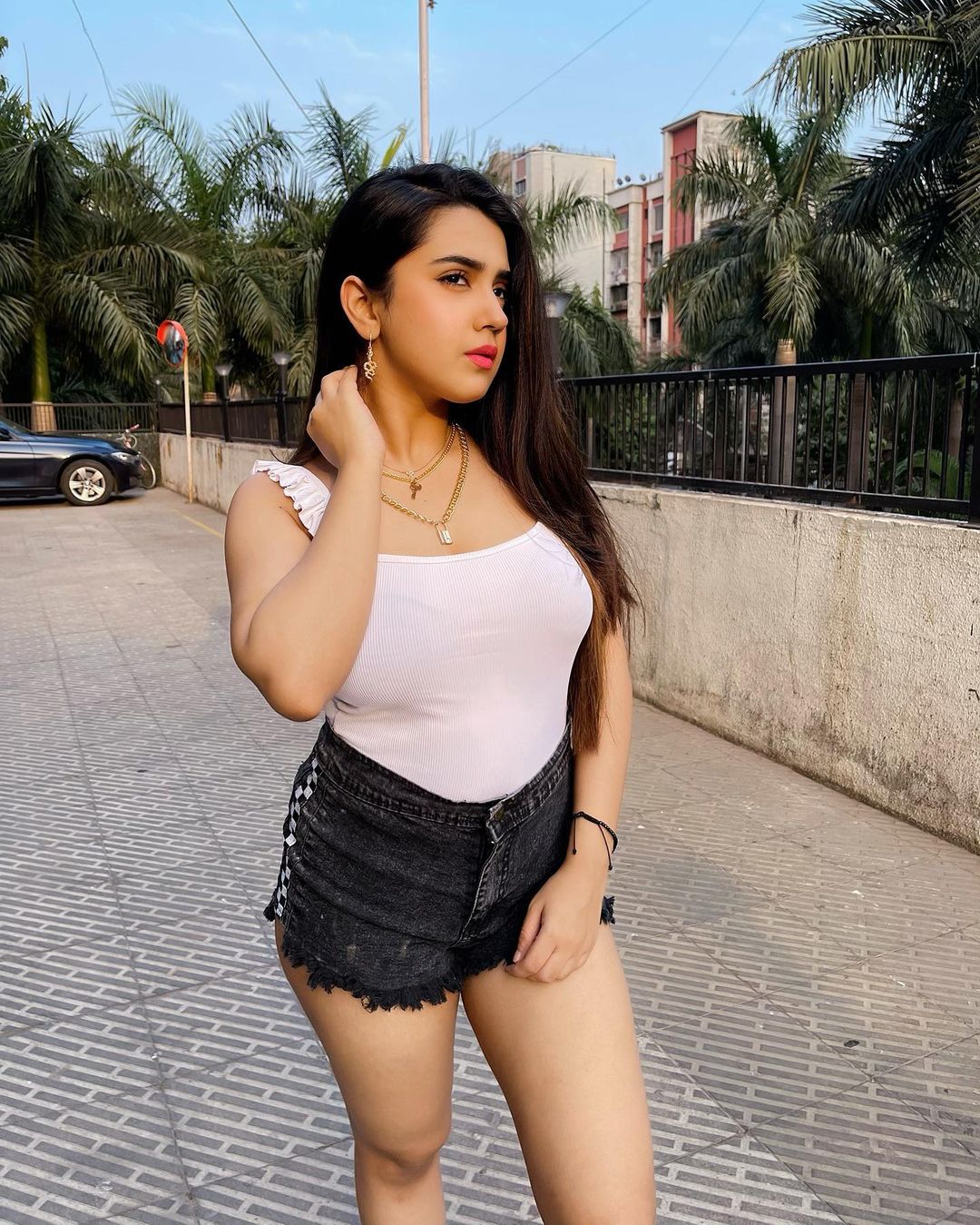 Exposing this desi whore Roshni