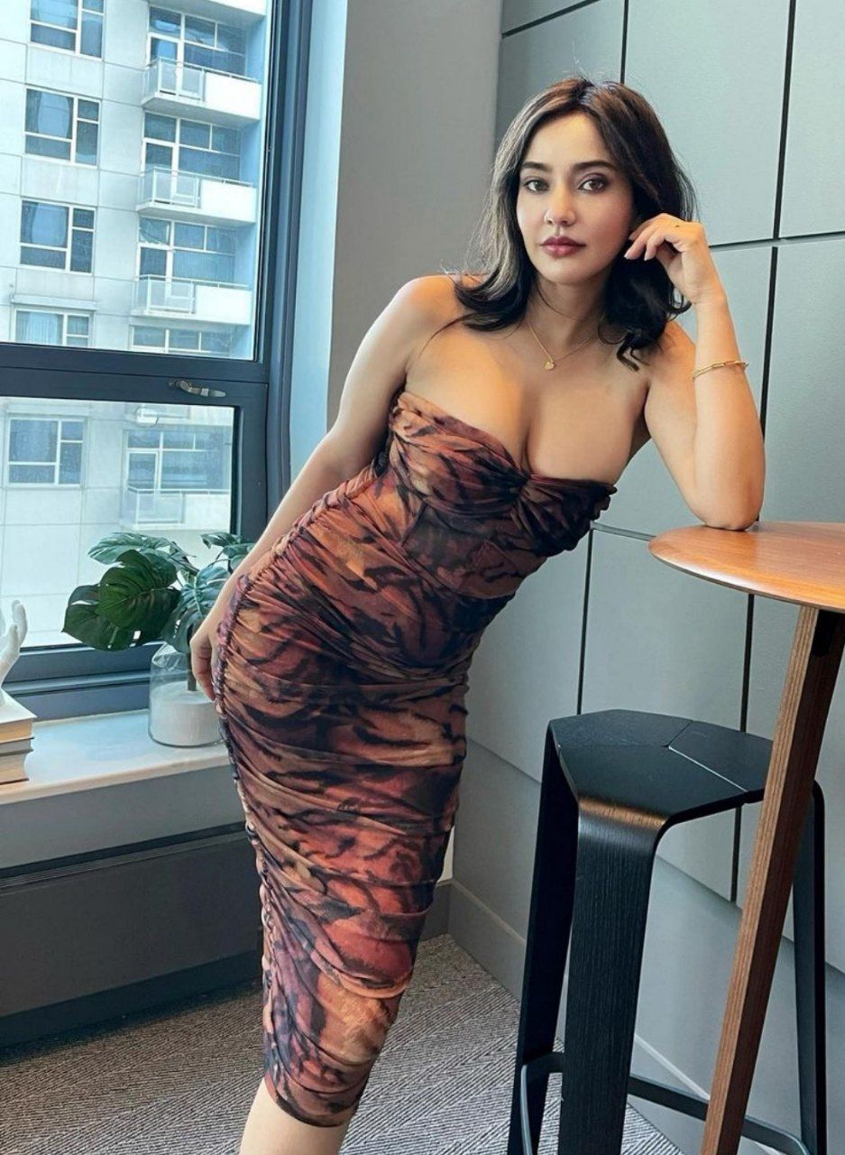 Risking these two whore mothers named shraddha and disha !