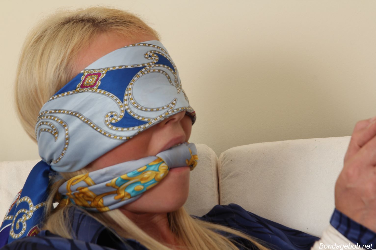 Tied Sexy Beauties 162-2