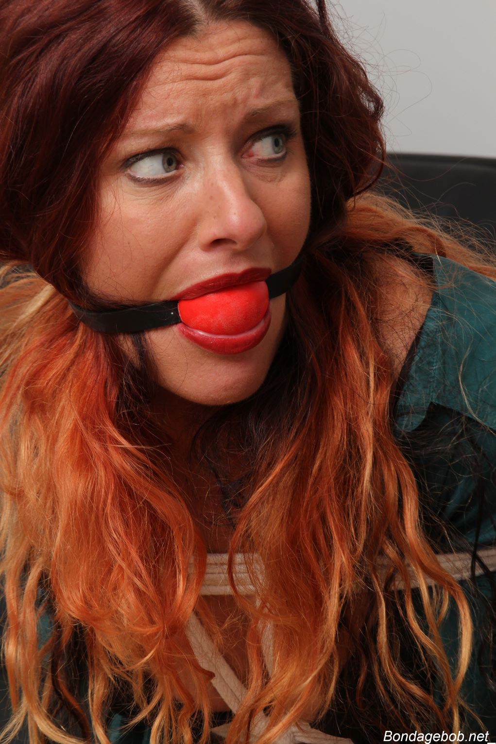 Tied Sexy Beauties 167-3