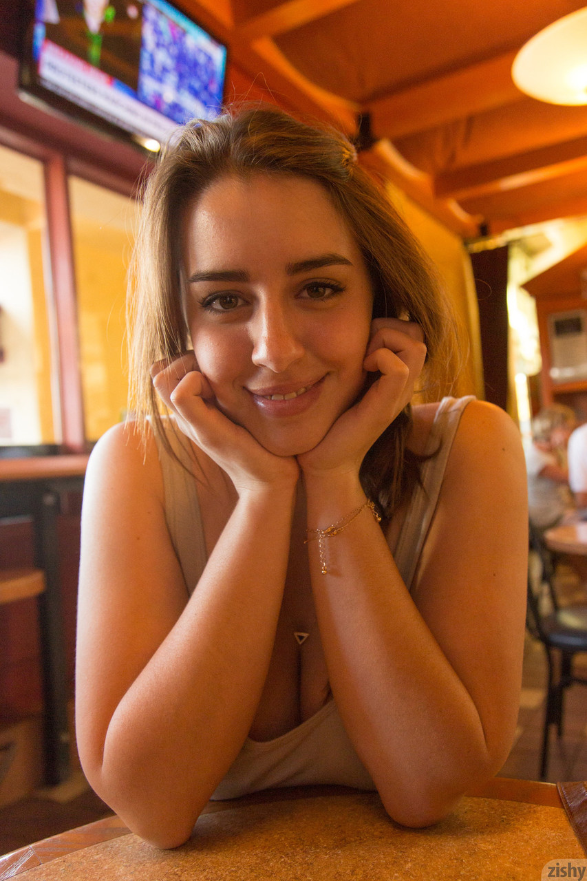 Hookup- Meeting Taffy 07526823990 -VIP Call Girl Mingle