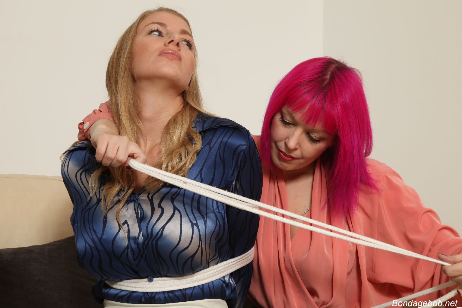 Tied Sexy Beauties 175-1