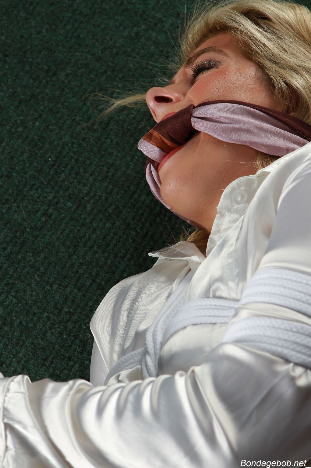 Tied Sexy Beauties 176-1