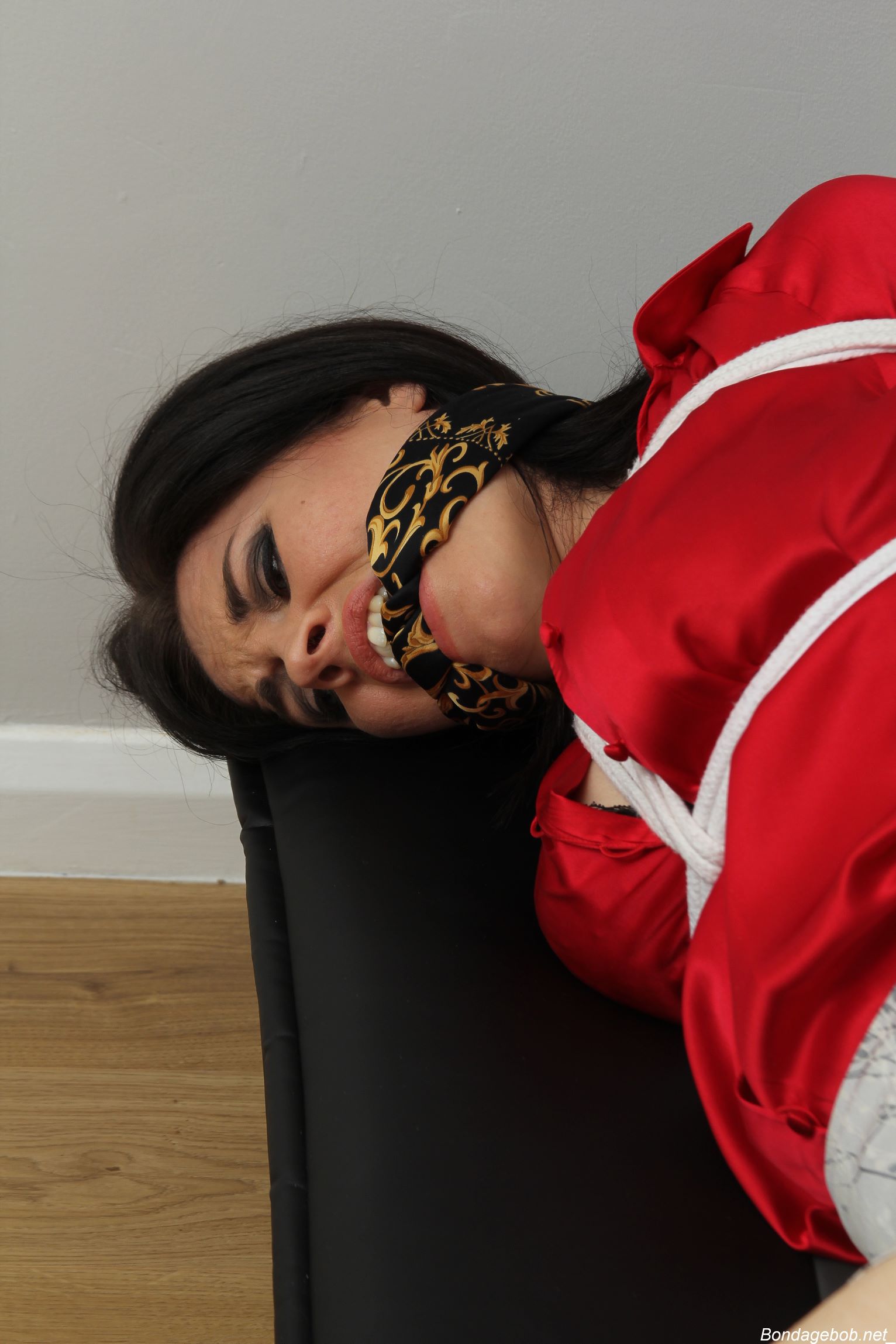 Tied Sexy Beauties 177-2