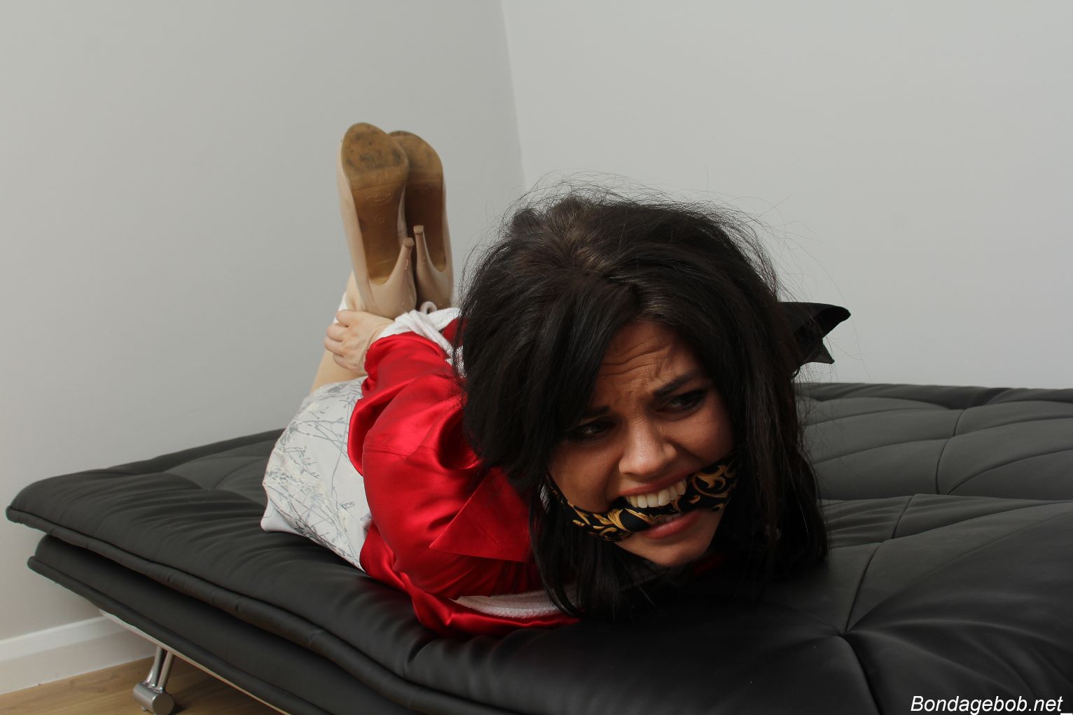 Tied Sexy Beauties 177-3